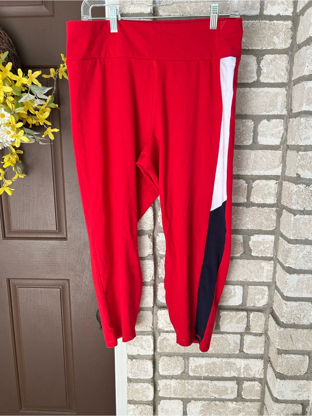 Tommy Hilfiger Red pull ons with White and Navy Side Panels. Size XL. NWTGS